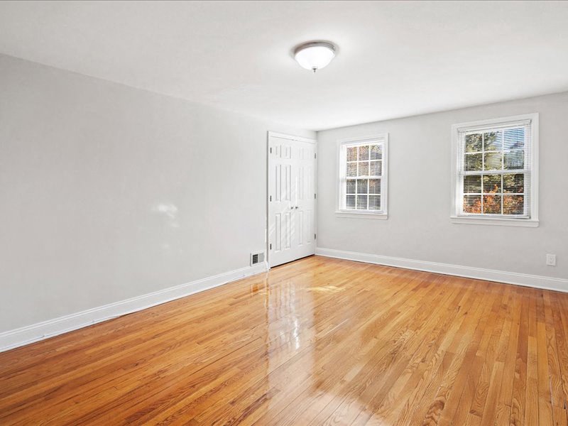 Gallery Photo 23